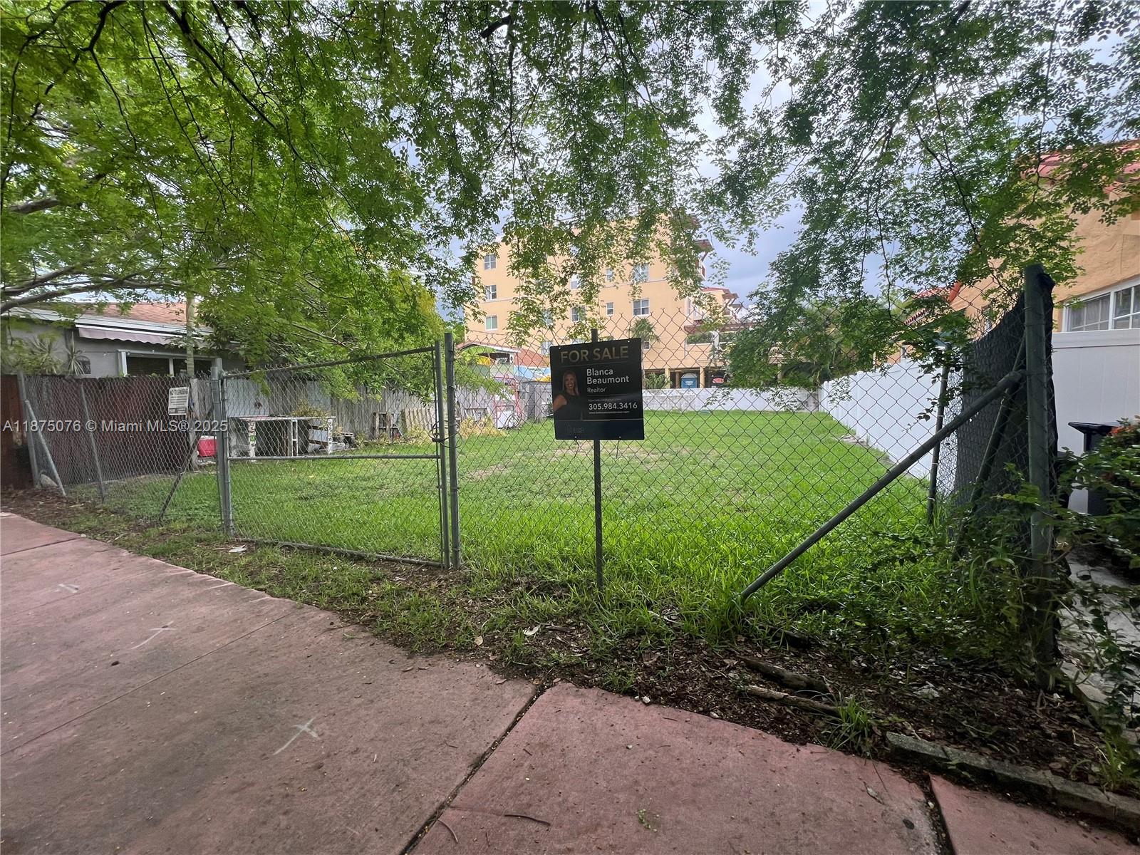 935 2nd St in Miami Beach