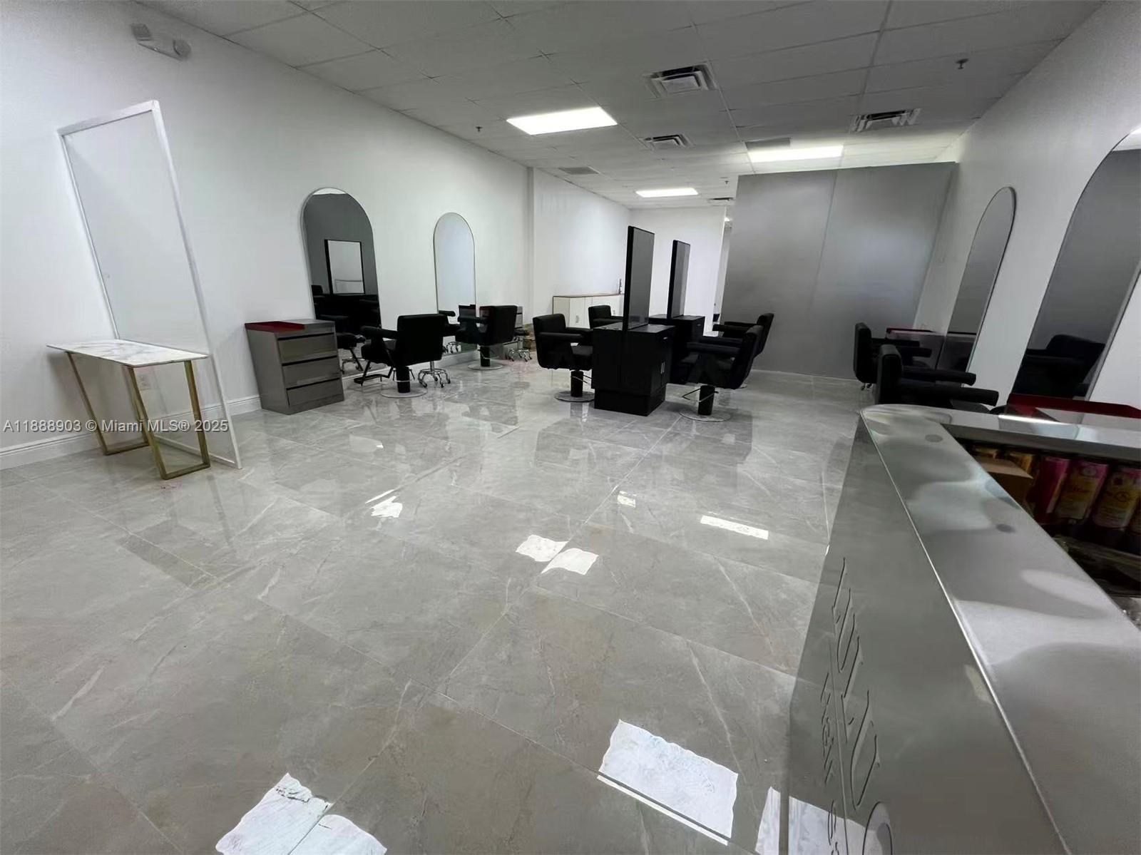 Stirling Rd in Davie