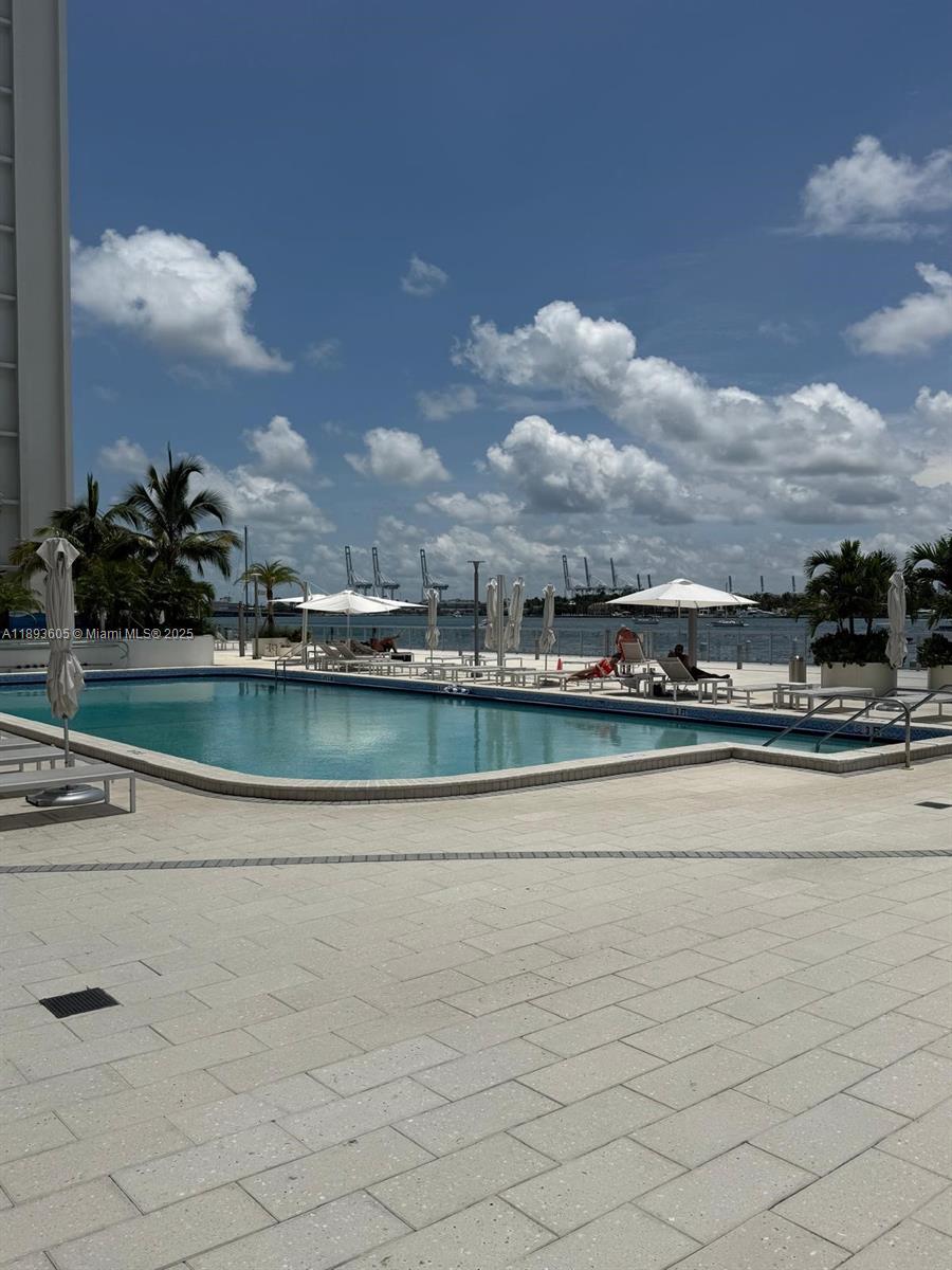 1000 West Ave #306 in Miami Beach