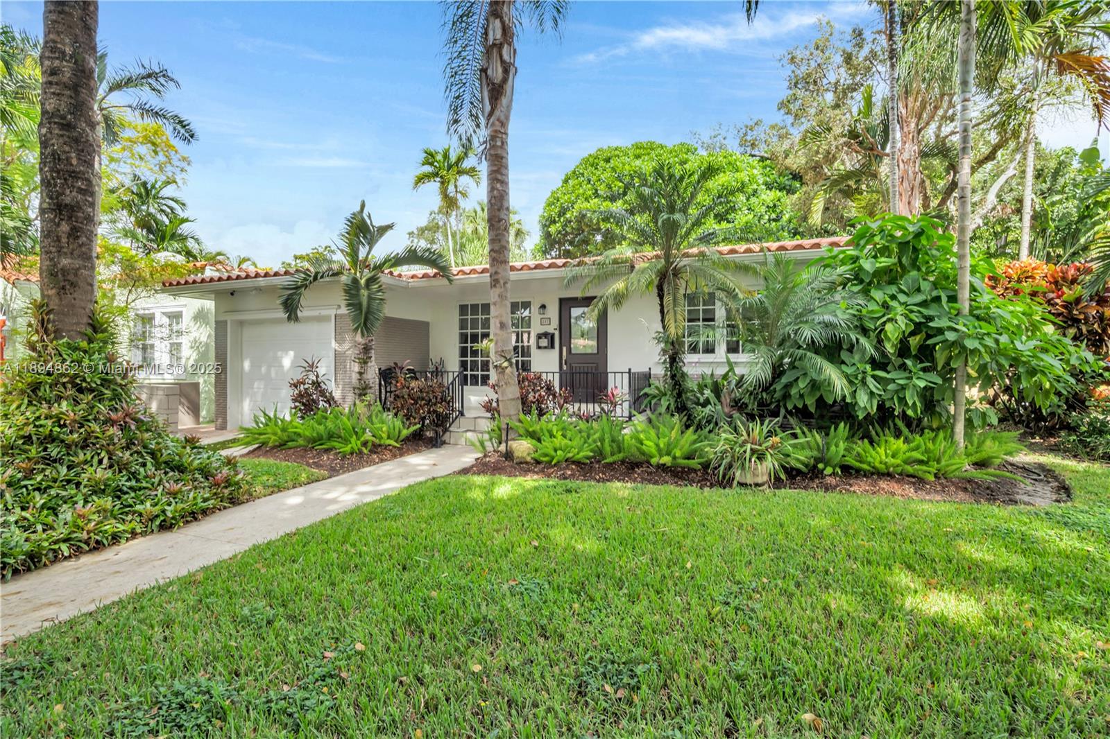 817 Venetia Ave in Coral Gables
