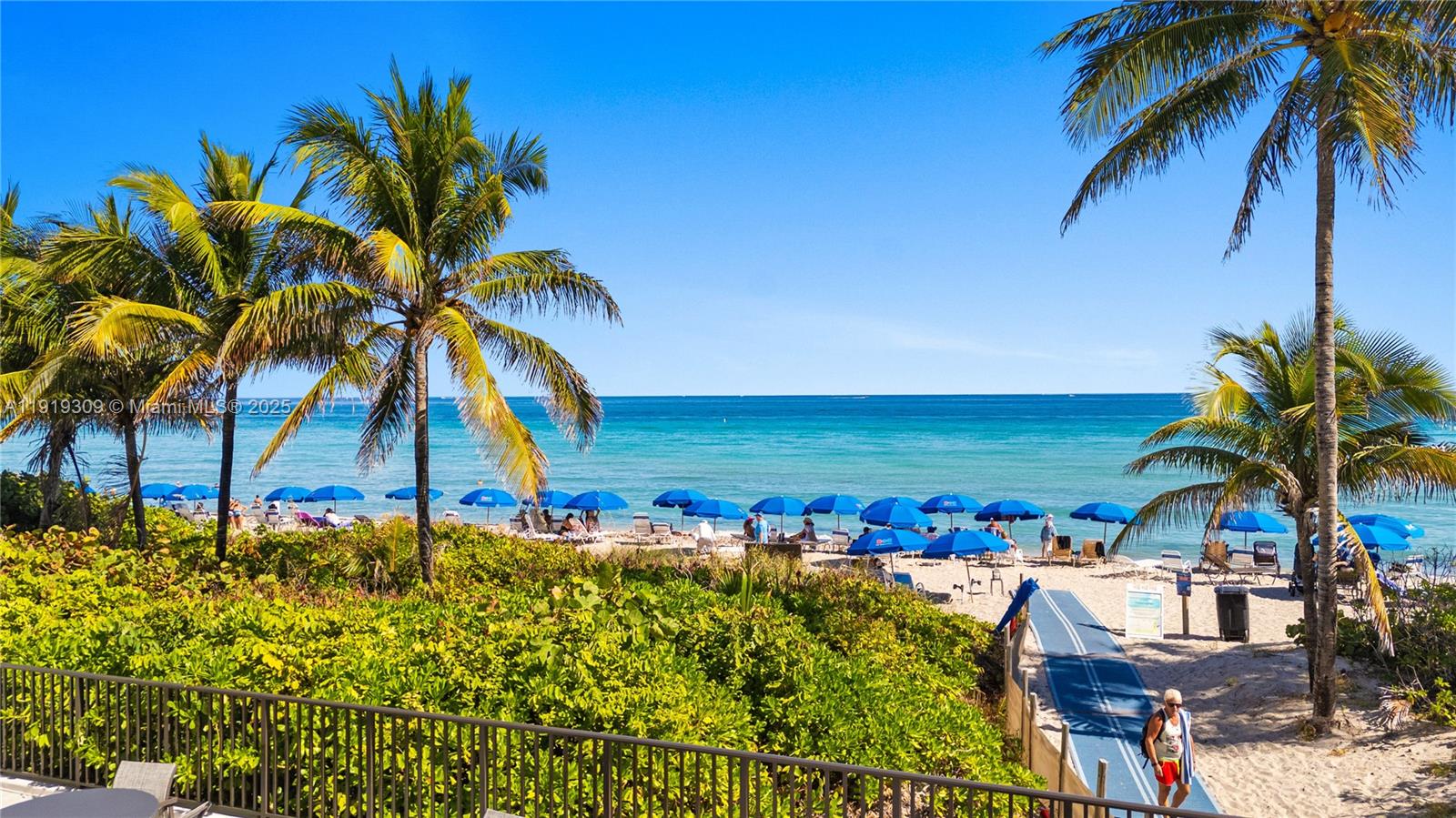 1980 Ocean Dr #8Q in Hallandale Beach