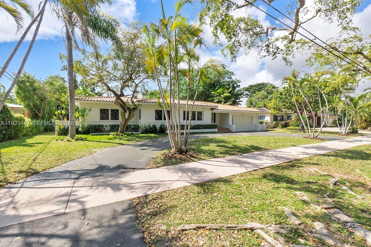 6820 Granada Blvd in Coral Gables