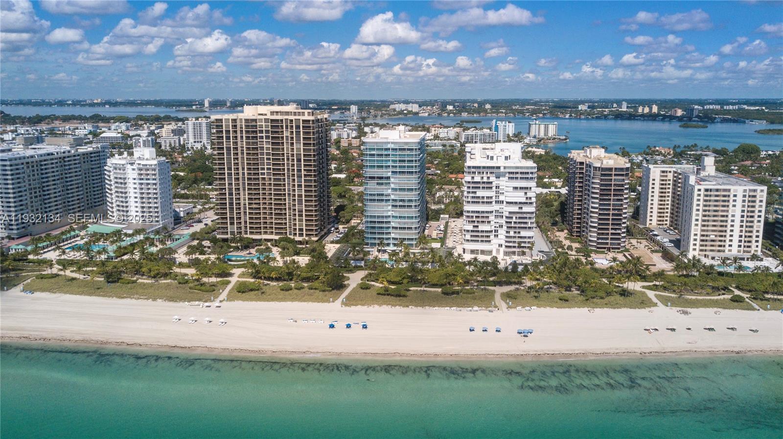10155 Collins Ave #410 in Bal Harbour