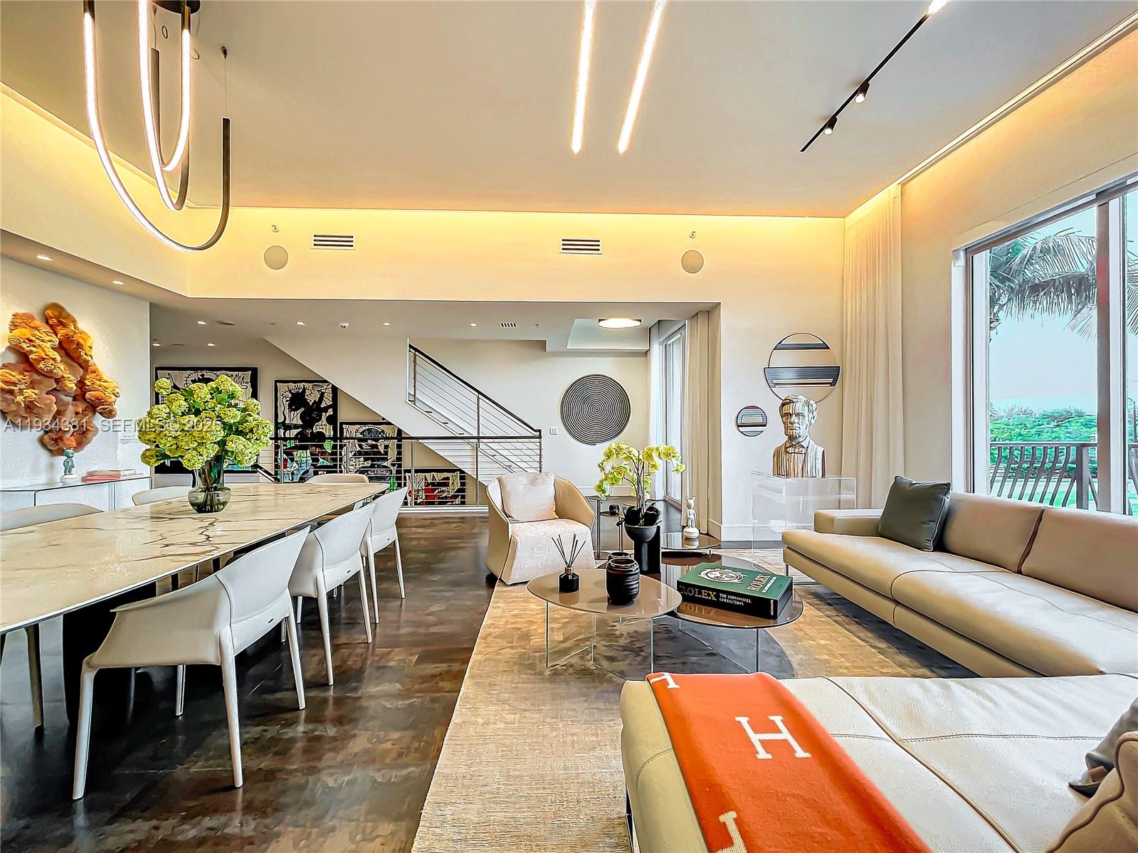 3501 Ocean Dr #V5 in Hollywood