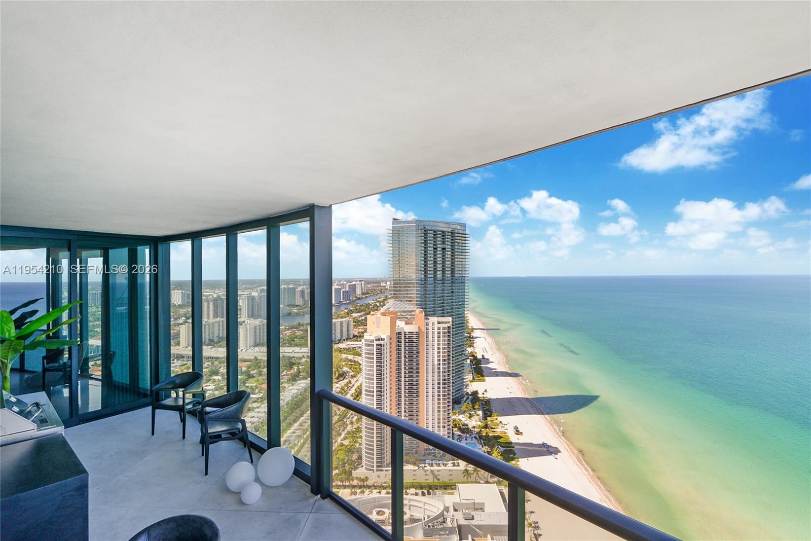 18555 Collins Ave #4305 in Sunny Isles Beach