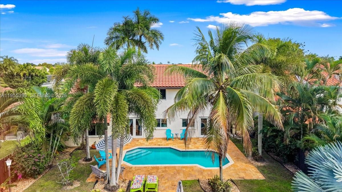 2560 Bass Way in Cooper City