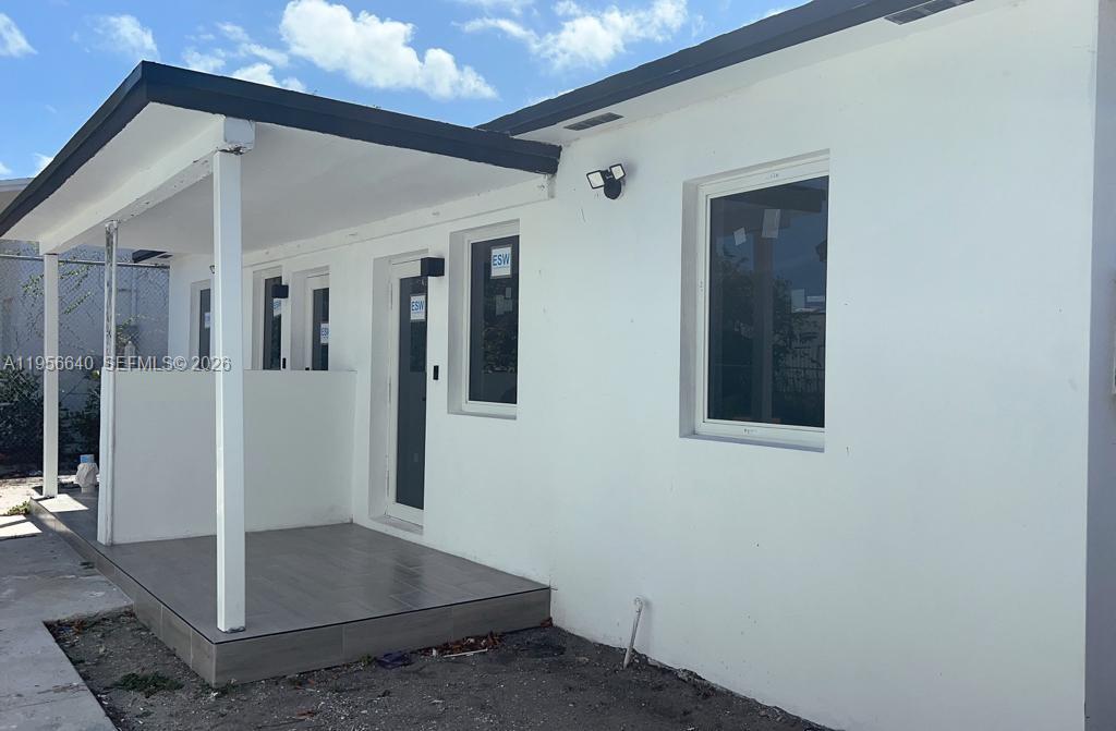 1013 1st Ave in Hallandale Beach