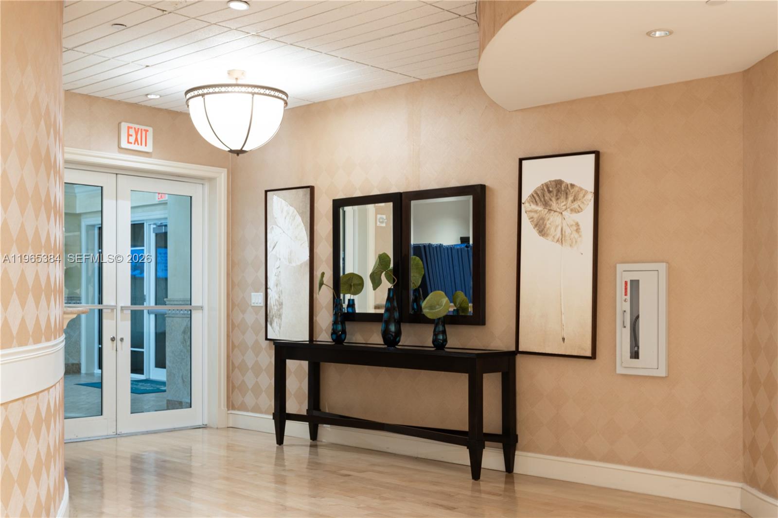 20000 Country Club Dr #307 in Aventura