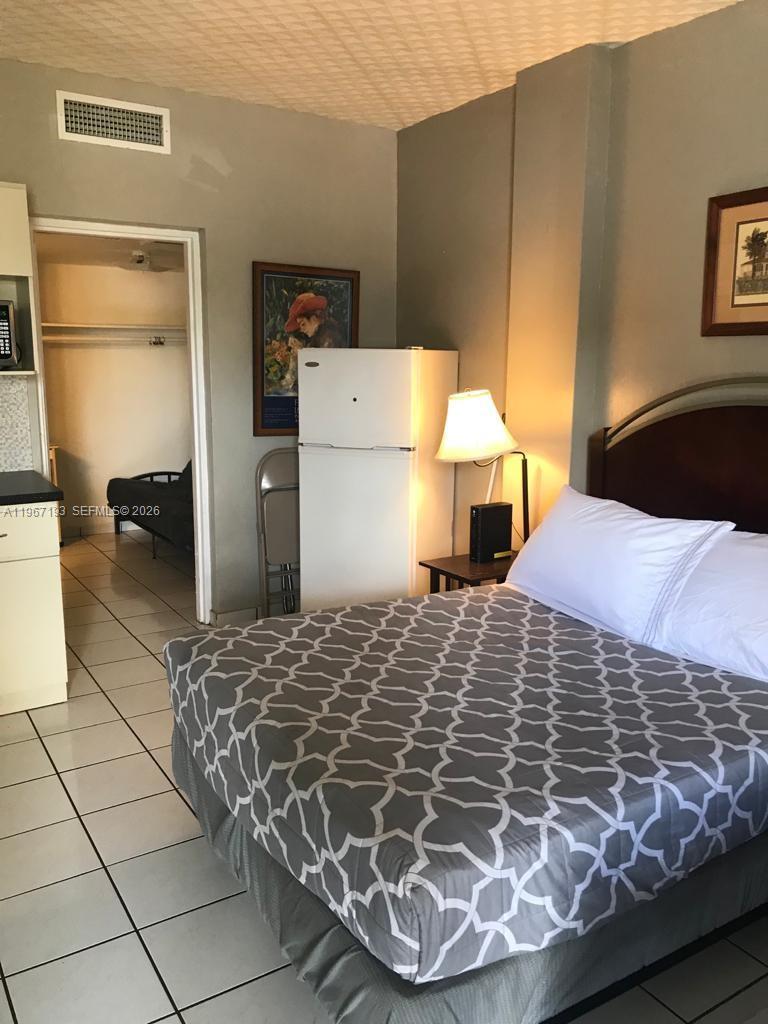 26 Diplomat Pkwy #2233 in Hallandale Beach