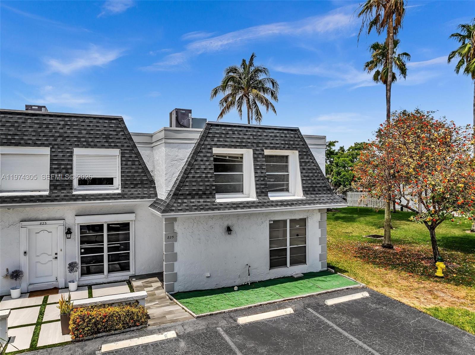 825 26th Ave in Hallandale Beach