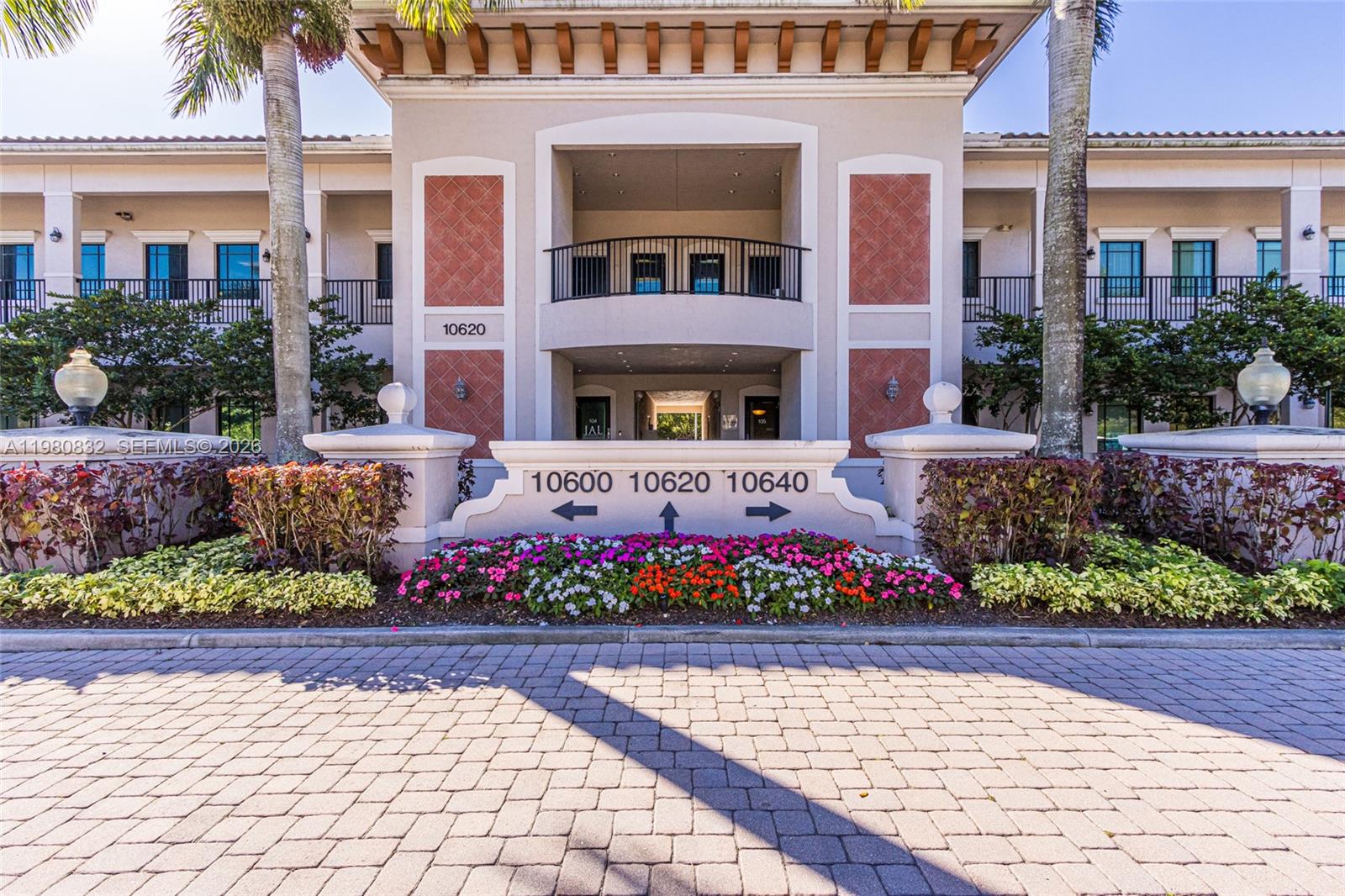 #B106 in Cooper City