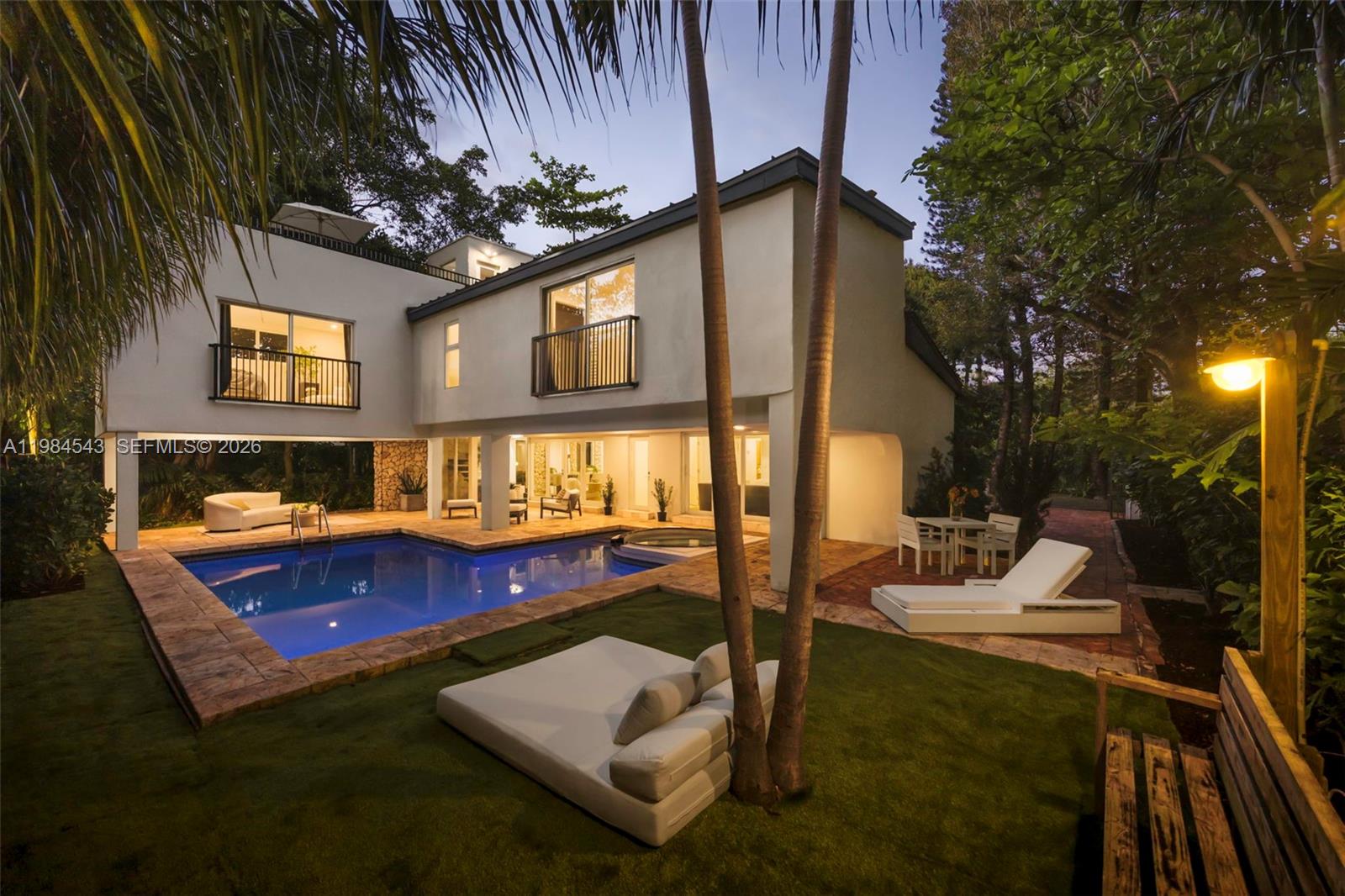 3090 Kirk St in Coconut Grove