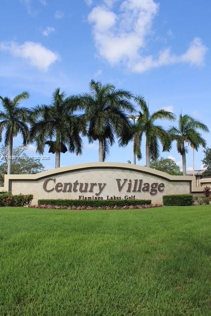 200 132nd Way #104L in Pembroke Pines