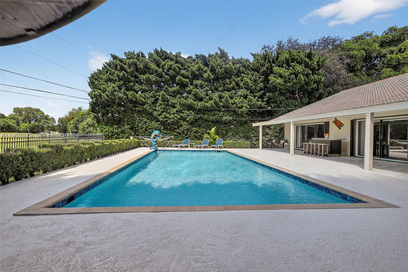 8860 49th Ct in Cooper City